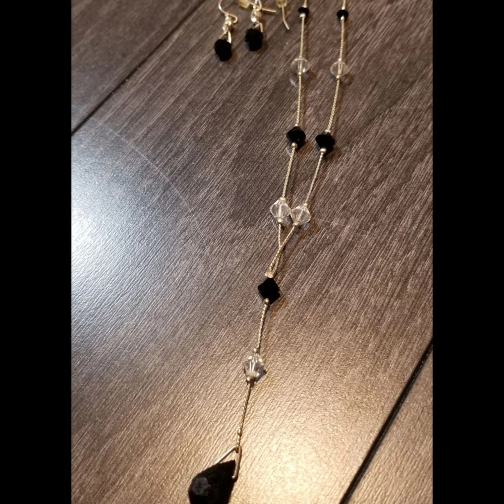 Black Y Necklace & Earrings Set